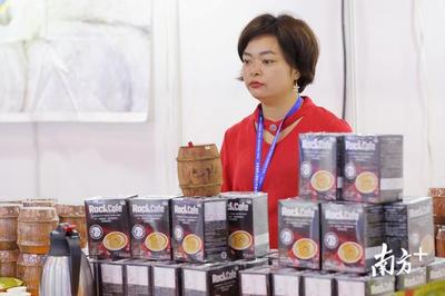 第十二屆加博會再簽境外招展協(xié)議 展會期間將推出越南旅游團